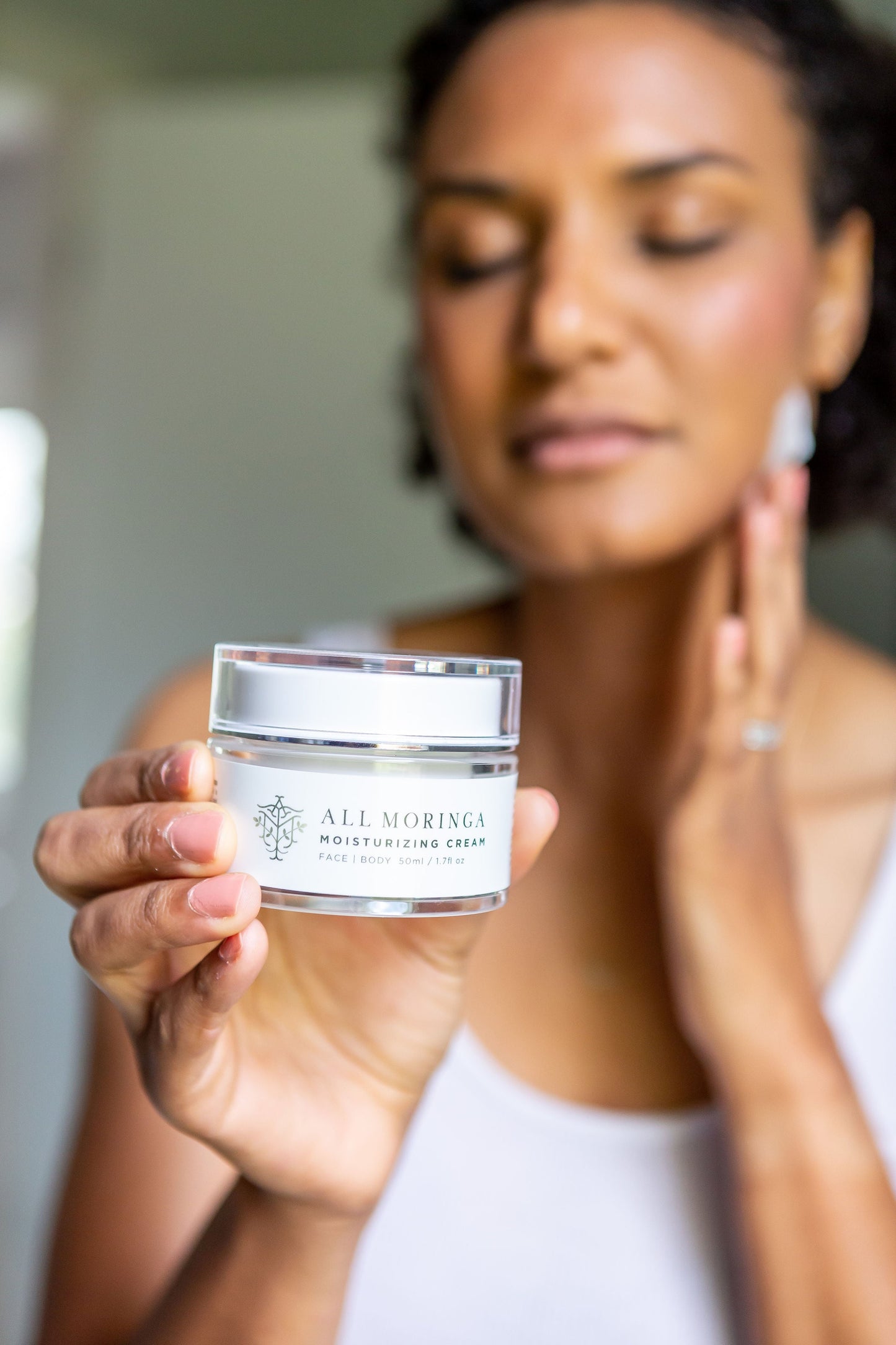 All Natural Moringa Face Cream – Lightweight Moisturizer for Sensitive Skin – Hydrating & Nourishing Formula-4